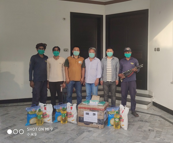 3、费萨拉巴德办事处为属地员工购置生活物资及防控物资.jpg 3、费萨拉巴德办事处为属地员工购置生活物资及防控物资.jpg